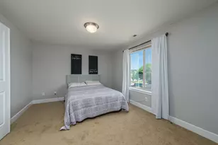 805 NE Redwood Ave, Redmond, OR 97756 - Photo 12