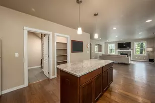 70661 Steeple Bush, Black Butte Ranch, OR 97759 - Photo 10