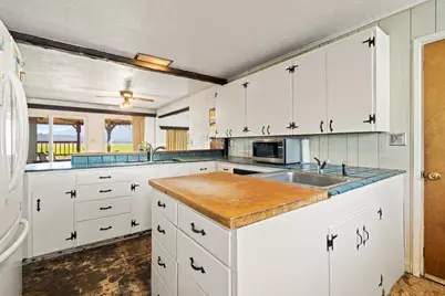 11409 Harpold Road, Klamath Falls, OR 97603 - Photo 14