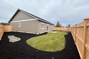 4082 SW 38th Place, Redmond, OR 97756 - Photo 32