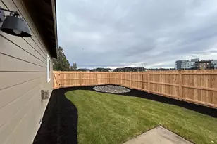 4082 SW 38th Place, Redmond, OR 97756 - Photo 32