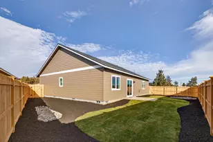 4082 SW 38th Place, Redmond, OR 97756 - Photo 28