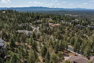 3341 NW Panorama Drive, Bend, OR 97703 - Photo 48