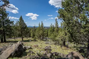 3341 NW Panorama Dr, Bend, OR 97703 - Photo 36