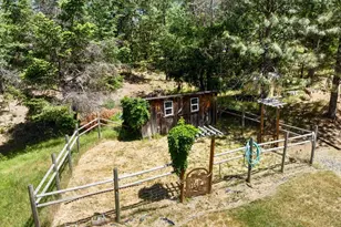 550 Bolt Mountain Rd, Grants Pass, OR 97527 - Photo 28