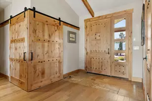 7215 NE 33rd St, Redmond, OR 97756 - Photo 16