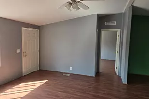 20176 Hawes Ln, Bend, OR 97702 - Photo 8