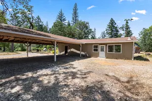 6615 Rockydale Rd, Cave Junction, OR 97523 - Photo 22