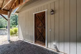 6615 Rockydale Rd, Cave Junction, OR 97523 - Photo 18