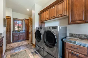 22884 Moss Rock Dr, Bend, OR 97701 - Photo 72