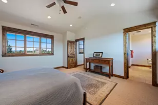 22884 Moss Rock Dr, Bend, OR 97701 - Photo 62