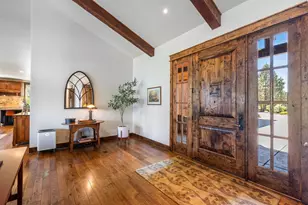 22884 Moss Rock Dr, Bend, OR 97701 - Photo 6