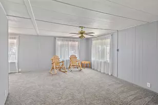 206 Kingsbury Dr, Grants Pass, OR 97526 - Photo 16