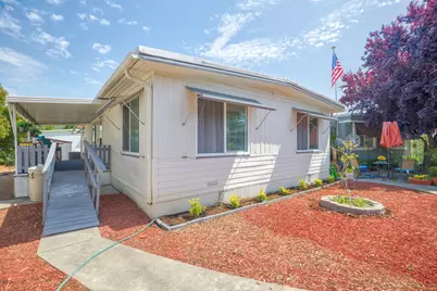 206 Kingsbury Drive, Grants Pass, OR 97526 - Photo 2