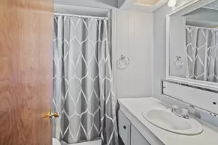 206 Kingsbury Dr, Grants Pass, OR 97526 - Photo 24