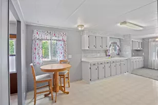 206 Kingsbury Dr, Grants Pass, OR 97526 - Photo 10