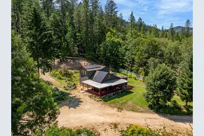 1905 W Evans Creek Road, Rogue River, OR 97537 - Photo 1