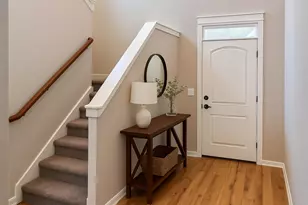 2380 NW Debron Ln, Bend, OR 97703 - Photo 12