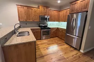 2380 NW Debron Ln, Bend, OR 97703 - Photo 6