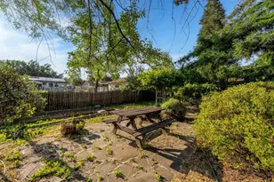 750 Park St, Ashland, OR 97520 - Photo 12