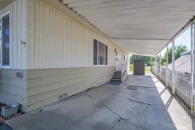 965 Roguelea Lane, Grants Pass, OR 97526 - Photo 16