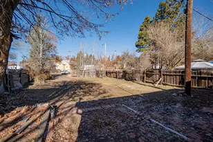 727 Roseway Dr, Klamath Falls, OR 97601 - Photo 22