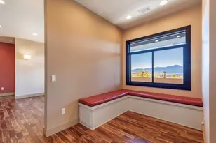 280 Mary Bee Ln, Medford, OR 97504 - Photo 46