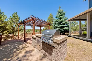 70325 Club Rd, Sisters, OR 97759 - Photo 62