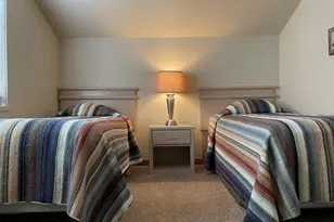 1916 Redtail Hawk Dr, Redmond, OR 97756 - Photo 12