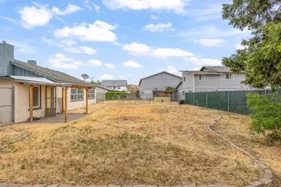 71 SW 2nd Street, Madras, OR 97741 - Photo 26