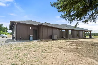 3487 SW Leonard Road, Grants Pass, OR 97527 - Photo 42