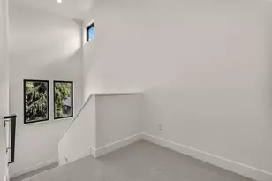 26 NW McCann Ave, Bend, OR 97703 - Photo 14