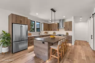 26 NW McCann Ave, Bend, OR 97703 - Photo 4