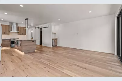 26 NW McCann Avenue #UNIT 4, Bend, OR 97703 - Photo 10