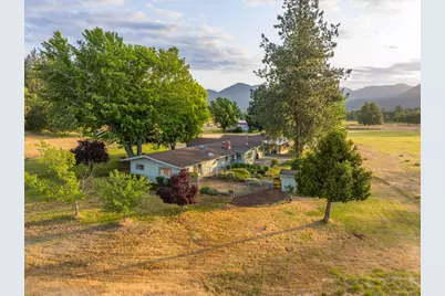 701 Messinger Road, Grants Pass, OR 97527 - Photo 12