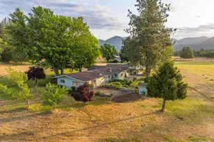 701 Messinger Rd, Grants Pass, OR 97527 - Photo 12