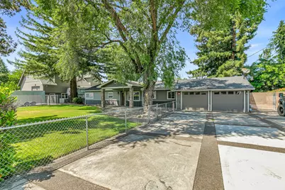 2631 Delta Waters Road, Medford, OR 97504 - Photo 1