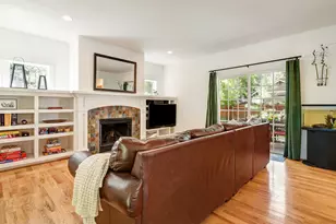 2589 NW Lemhi Pass Dr, Bend, OR 97703 - Photo 4