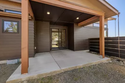 230 E Diamond Peak Avenue #32, Sisters, OR 97759 - Photo 42