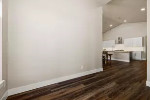 230 E Diamond Peak Ave, Sisters, OR 97759 - Photo 58