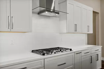 230 E Diamond Peak Avenue #32, Sisters, OR 97759 - Photo 18