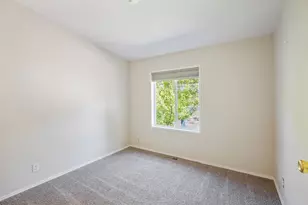 5648 Foothill Blvd, Grants Pass, OR 97526 - Photo 12