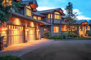 65930 Mariposa Ln, Bend, OR 97703 - Photo 4