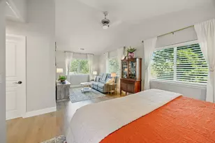 425 S 1st St, Jacksonville, OR 97530 - Photo 30