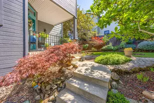 425 S 1st St, Jacksonville, OR 97530 - Photo 36