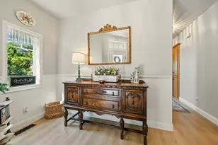 425 S 1st St, Jacksonville, OR 97530 - Photo 18