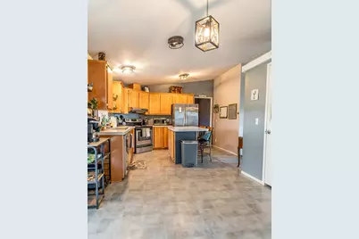 9452 Matney Way, Klamath Falls, OR 97603 - Photo 18