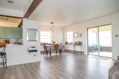 9452 Matney Way, Klamath Falls, OR 97603 - Photo 14