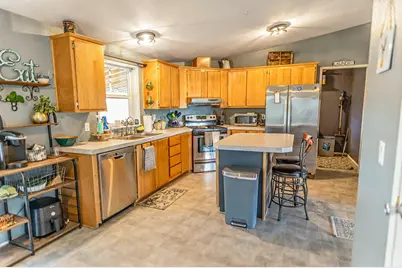 9452 Matney Way, Klamath Falls, OR 97603 - Photo 20