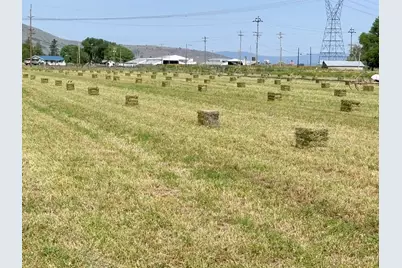 9452 Matney Way, Klamath Falls, OR 97603 - Photo 58